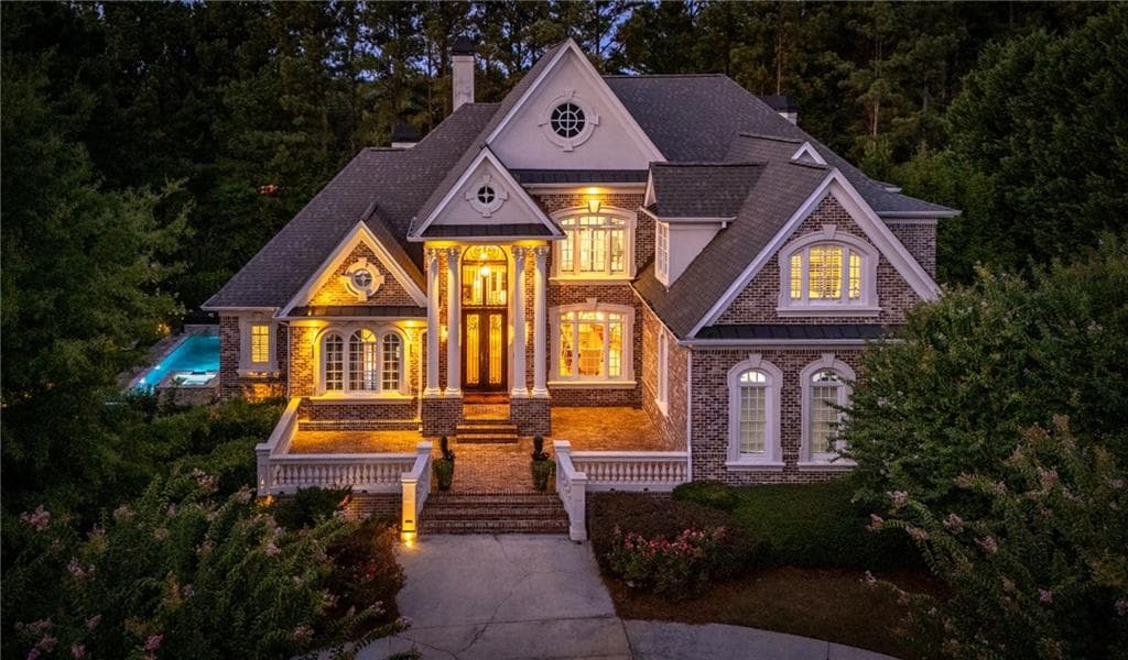 2014 Westbourne Way, Alpharetta, GA 30022 — most recent listing photo