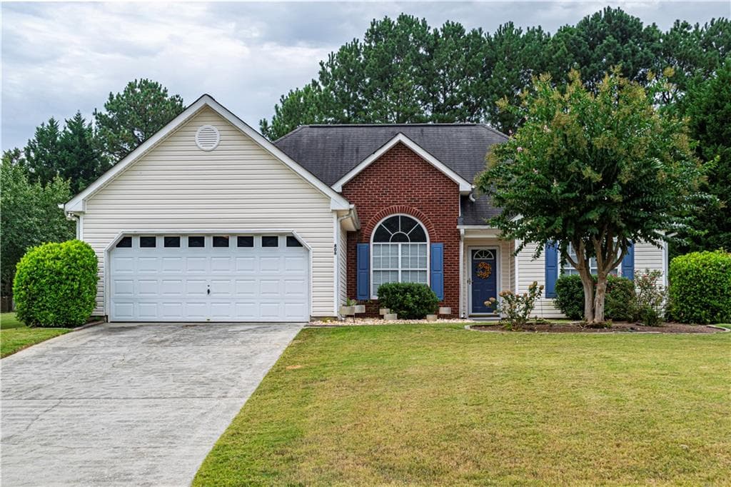 3 bedroom, 2 bathroom, 1,496 sq ft single family residence sold at 406 Vista Way, Loganville, GA 30052