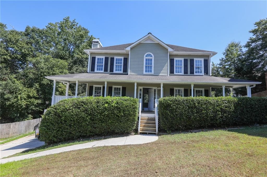 3 bedroom, 2 bathroom, 1,978 sq ft single family residence sold at 180 Steeple Chase Trail, Dallas, GA 30132
