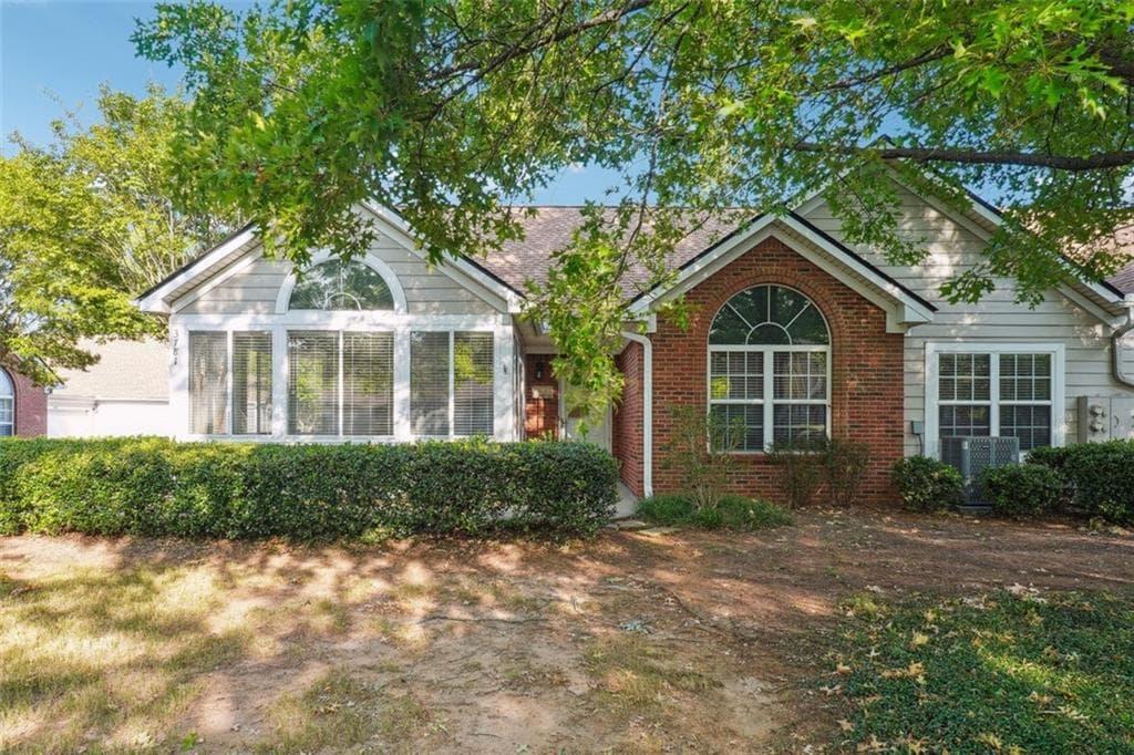 3 bedroom, 2 bathroom, 1,493 sq ft condominium sold at 3781 Vineyards Lake Circle 22, Kennesaw, GA 30144