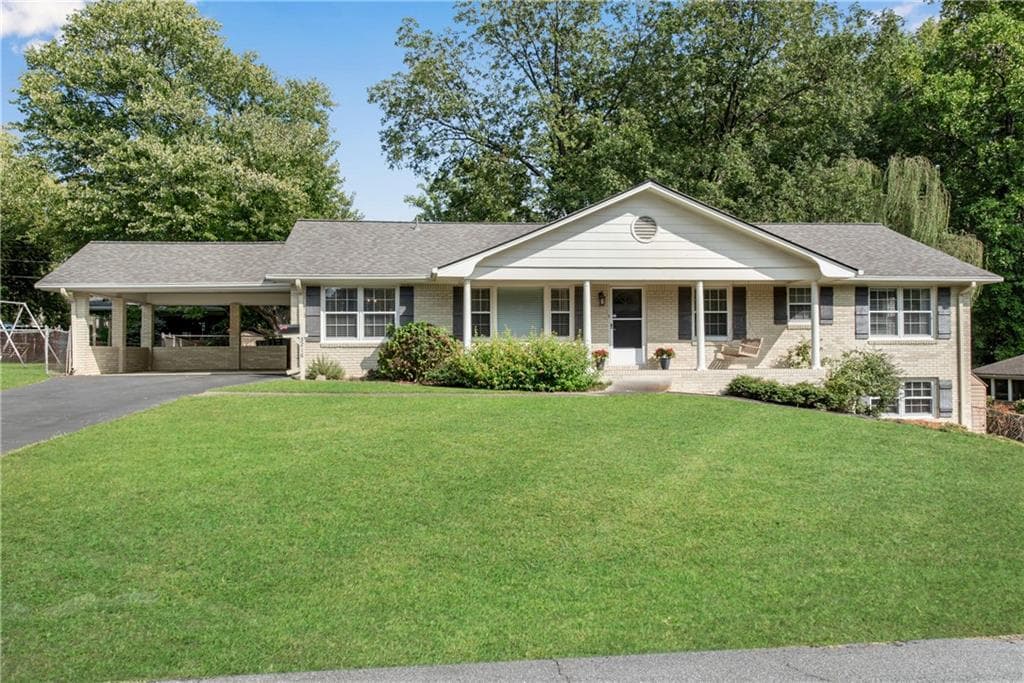 3216 Guynelle Drive, Marietta, GA 30066 — most recent listing photo