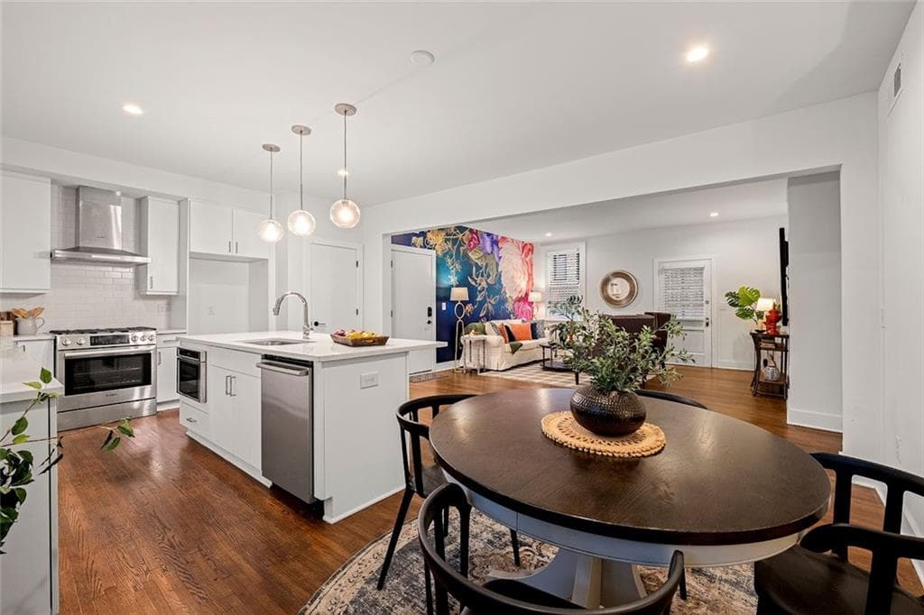 58 Peachtree Memorial Drive 1, Atlanta, GA 30309 — most recent listing photo