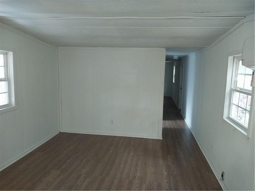 3 bedroom, 1 bathroom, 720 sq ft single family residence for sale at 64 Luther Knight Road, Cartersville, GA 30121 — photo 3