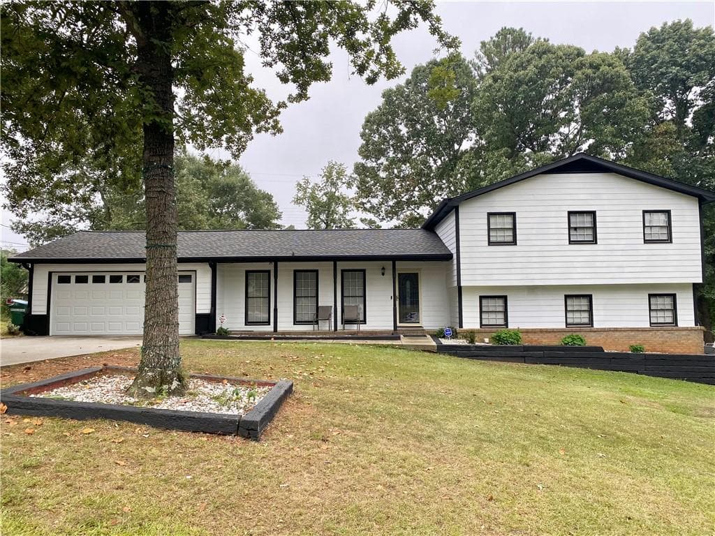 4 bedroom, 3 bathroom single family residence sold at 4132 Scenic Mountain Drive, Snellville, GA 30039