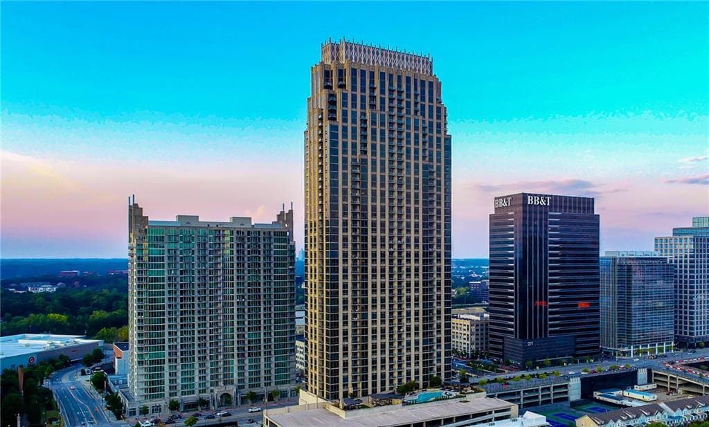 1 bedroom, 2 bathroom, 1,132 sq ft condominium sold at 270 17th Street 1708, Atlanta, GA 30363