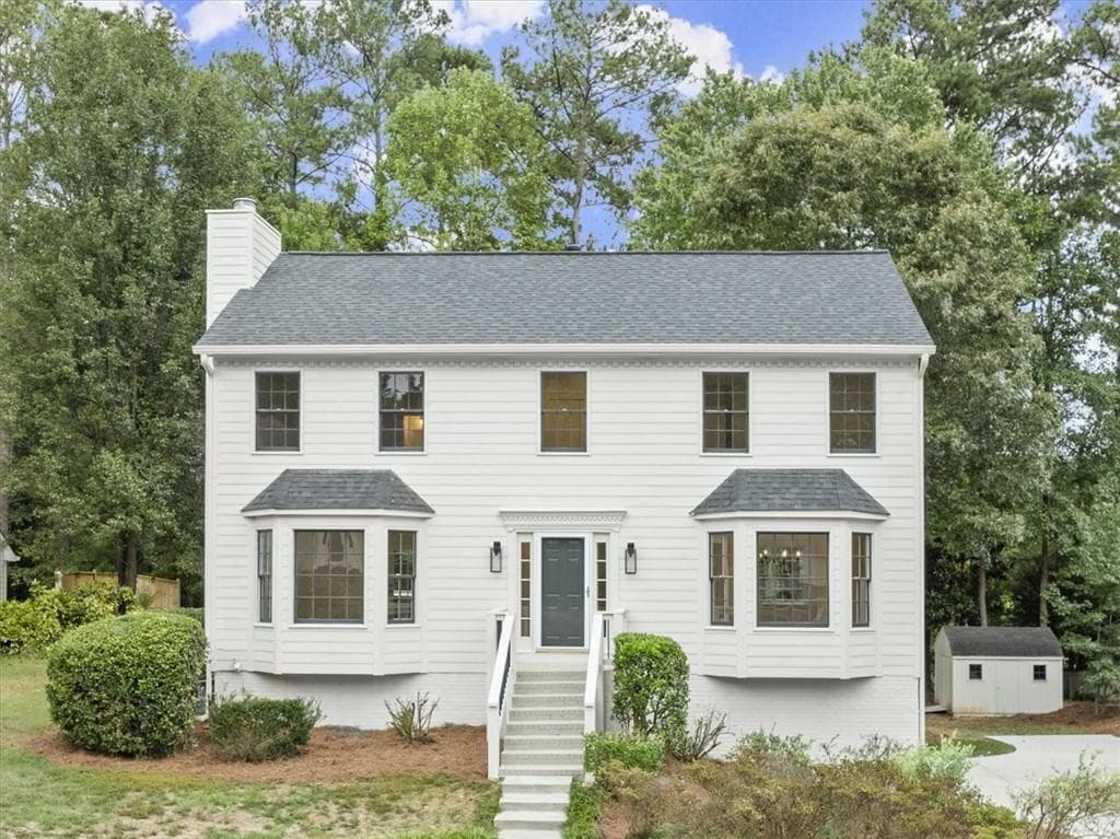 3 bedroom, 3 bathroom, 2,124 sq ft single family residence sold at 3330 Woodleaf Way, Marietta, GA 30062