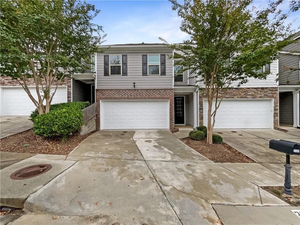 3 bedroom, 3 bathroom, 1,956 sq ft townhouse sold at 2137 Spikerush Way 32-3, Buford, GA 30519