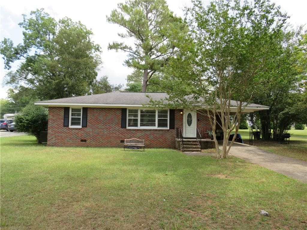 252 Chestnut Street, Cedartown, GA 30125 — most recent listing photo