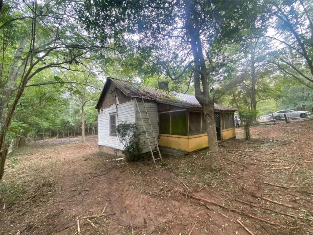 1 bedroom, 1 bathroom single family residence for sale at 1020 Horton Drive, Greensboro, GA 30642 — photo 4