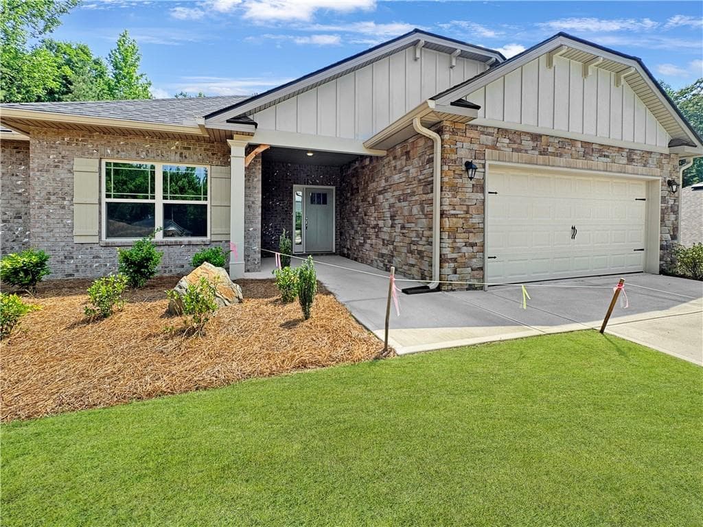 3 bedroom, 2 bathroom, 1,709 sq ft single family residence sold at 144 Lynn Top Ridge, Dallas, GA 30157