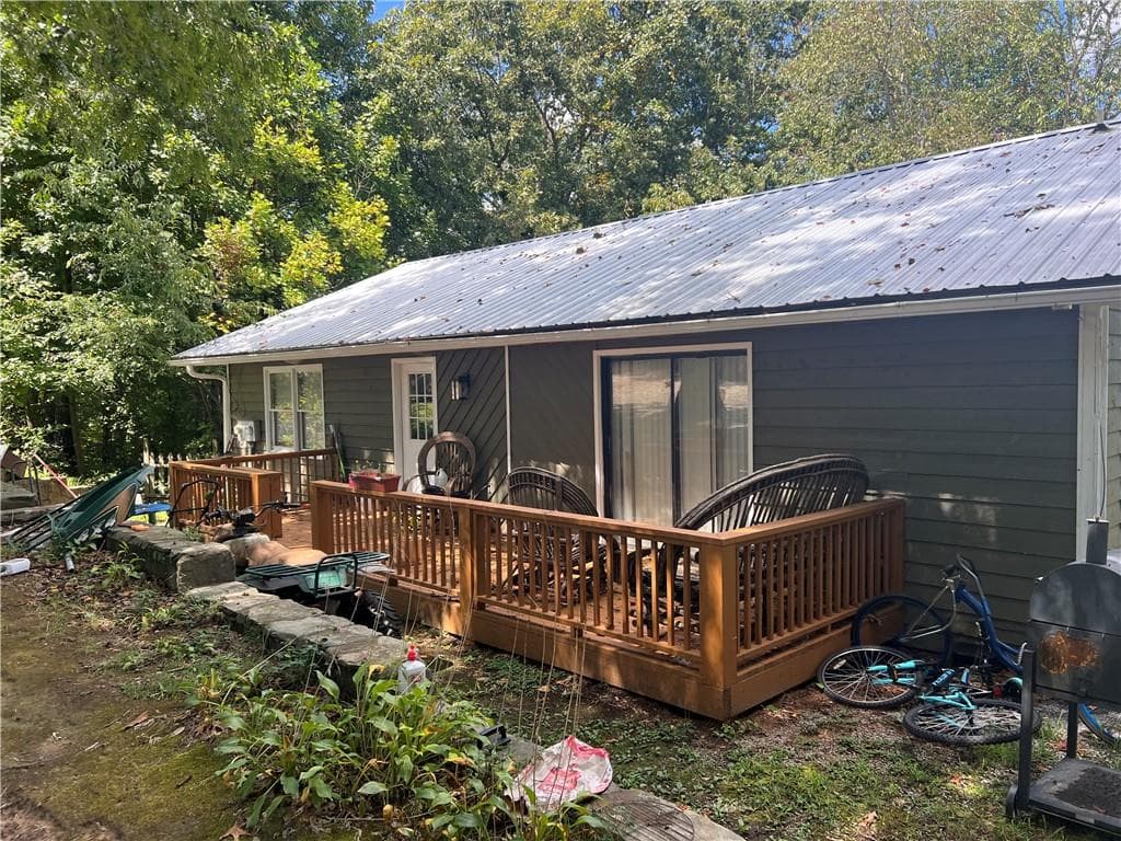 duplex for sale at 230 Varnes Lane, Lakemont, GA 30552 — photo 2