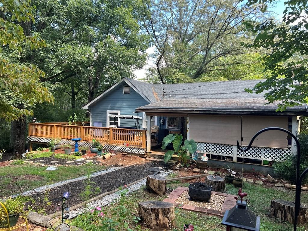 triplex for sale at 228 Varnes Lane, Lakemont, GA 30552 — photo 3