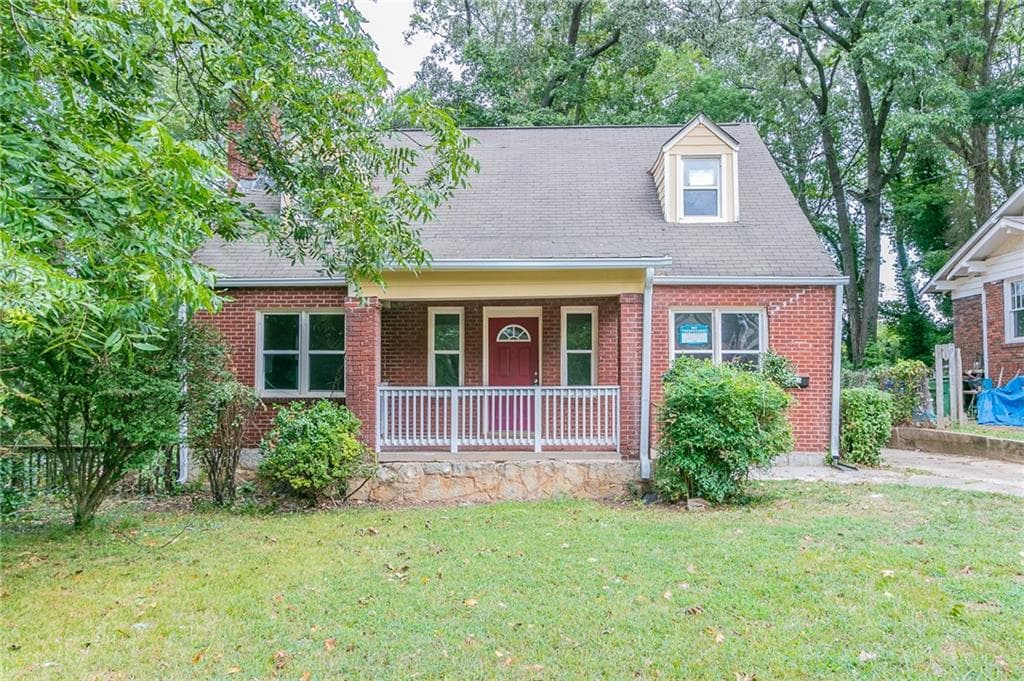 1555 Olympian Way, Atlanta, GA 30310 — most recent listing photo