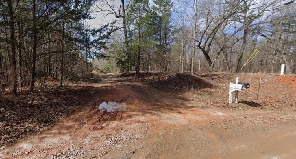 single family residence sold at 125 Lewis Crump Road, Carnesville, GA 30521
