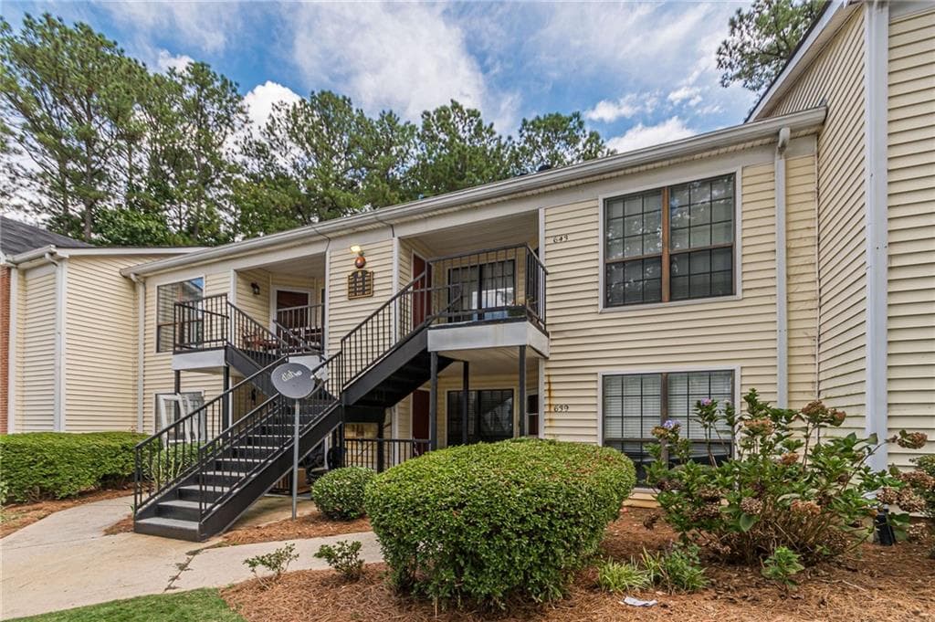 639 Windchase Lane, Stone Mountain, GA 30083 — most recent listing photo