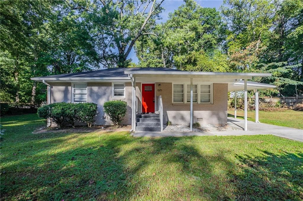 3 bedroom, 1 bathroom single family residence sold at 1371 Varner Road, Marietta, GA 30062