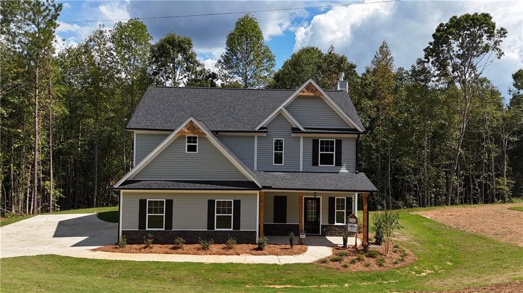 4 bedroom, 3 bathroom, 1,956 sq ft single family residence sold at 113 Goldin, Temple, GA 30179