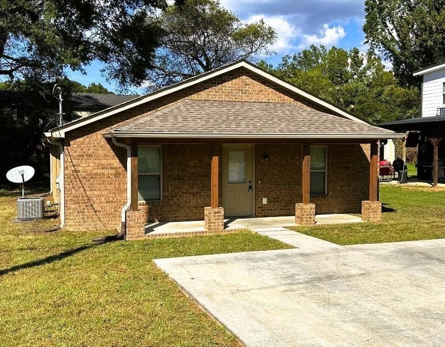 222 Gordon Avenue, Calhoun, GA 30701 — most recent listing photo