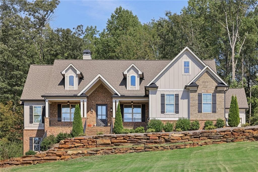 5 bedroom, 4 bathroom, 3,052 sq ft single family residence sold at 400 Meadow Lake Terrace, Hoschton, GA 30548