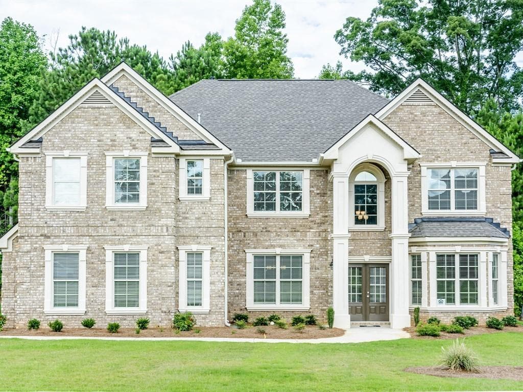 5 bedroom, 5 bathroom single family residence sold at 809 Suncrest Court, Hampton, GA 30228