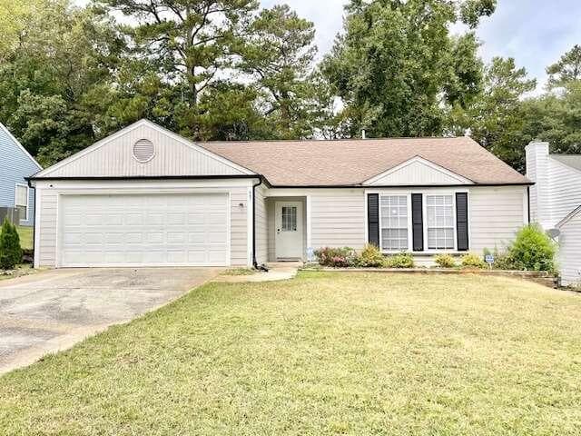 647 Stonebridge Loop, Lithonia, GA 30058 — most recent listing photo