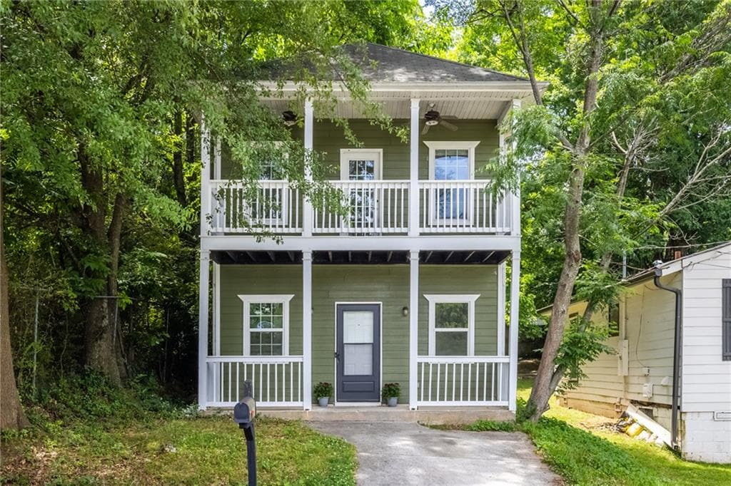 4 bedroom, 3 bathroom, 1,360 sq ft single family residence sold at 863 Sims Street, Atlanta, GA 30310