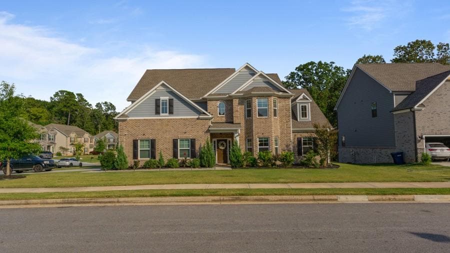 5 bedroom, 5 bathroom single family residence sold at 1995 Woodmont Drive, Douglasville, GA 30135