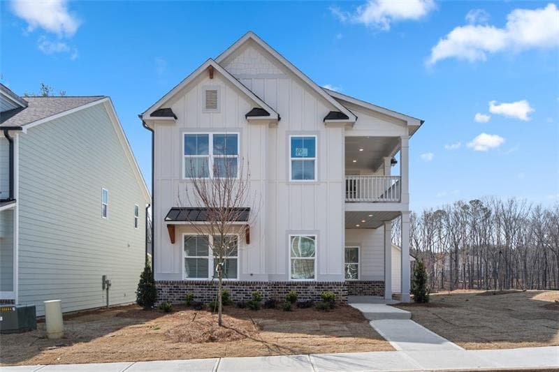 4 bedroom, 4 bathroom single family residence sold at 284 Westpark Drive, Athens, GA 30606