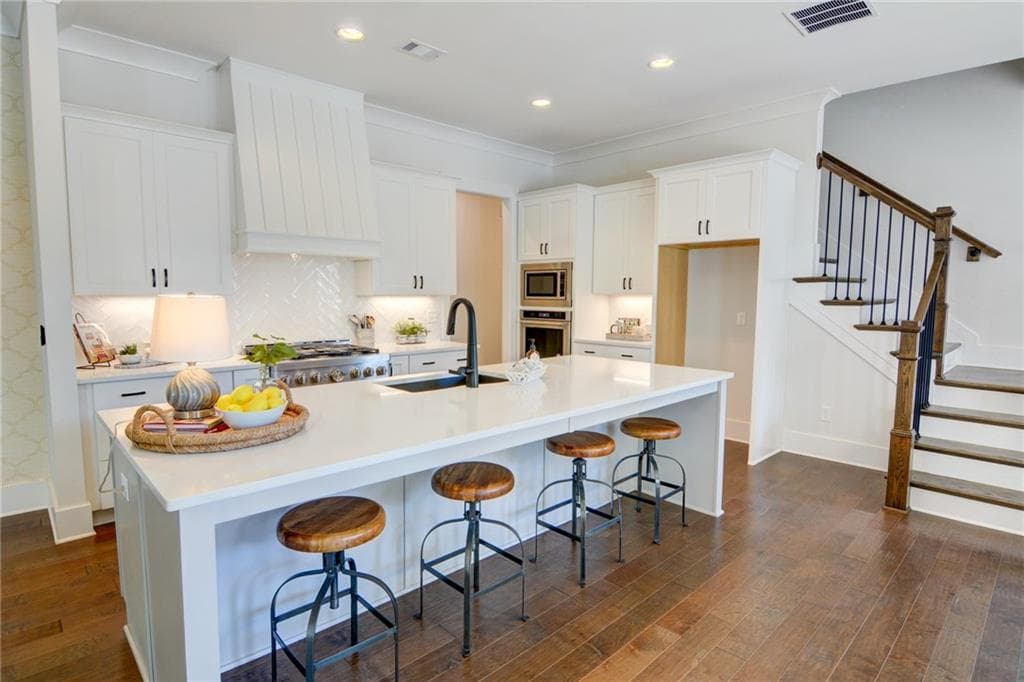 4 bedroom, 4 bathroom single family residence sold at 5629 Vineyard Park Trail, Norcross, GA 30071