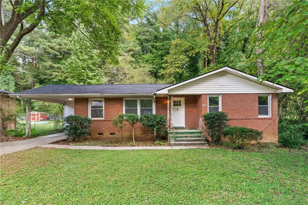 3 bedroom, 2 bathroom, 1,068 sq ft single family residence sold at 2150 Meadowlane Drive, Atlanta, GA 30311