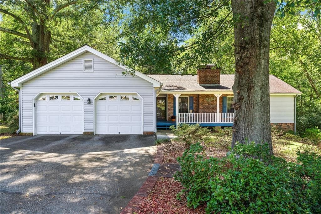 4 bedroom, 3 bathroom single family residence sold at 1447 Summit Chase Drive, Snellville, GA 30078