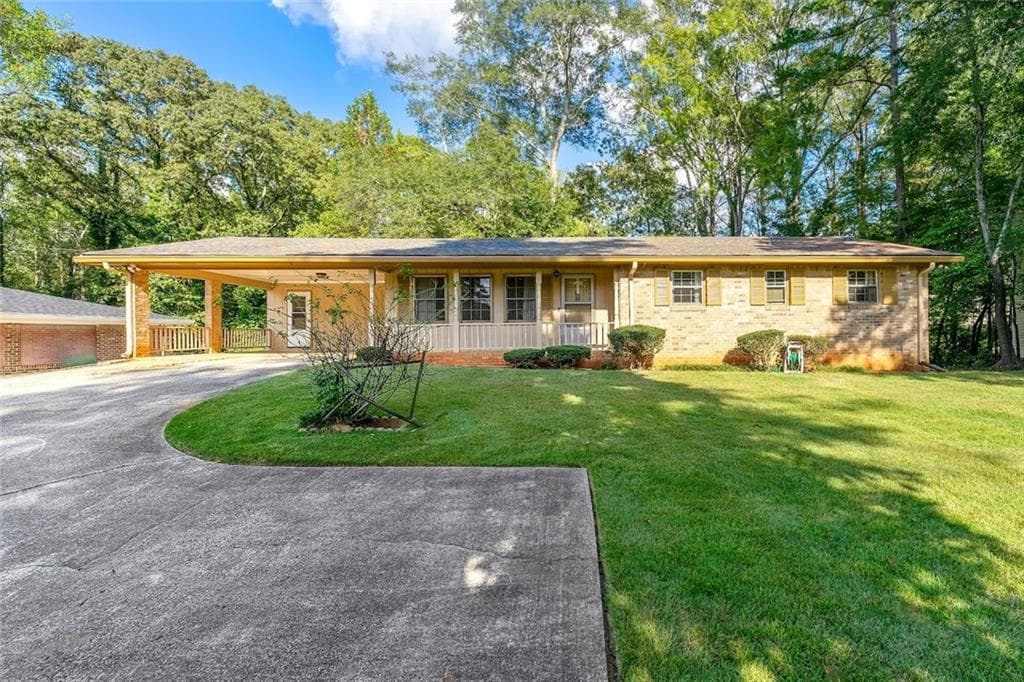 652 Oak Road, Lawrenceville, GA 30044 — most recent listing photo