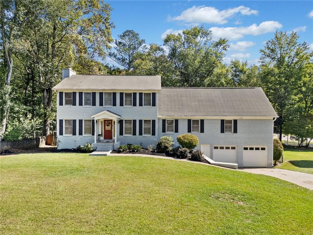 4 bedroom, 3 bathroom, 3,918 sq ft single family residence sold at 4964 Jett Road, Marietta, GA 30066