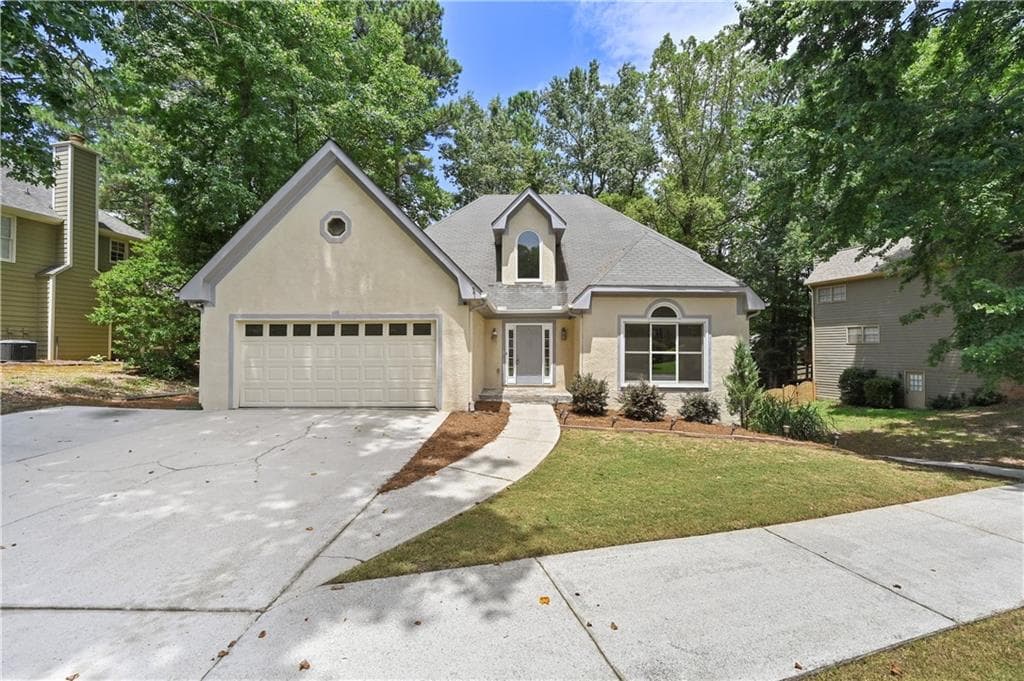 480 Shyrewood Drive, Lawrenceville, GA 30043 — most recent listing photo