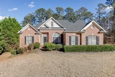 3 bedroom, 4 bathroom single family residence sold at 3680 Windlake Drive, Snellville, GA 30039