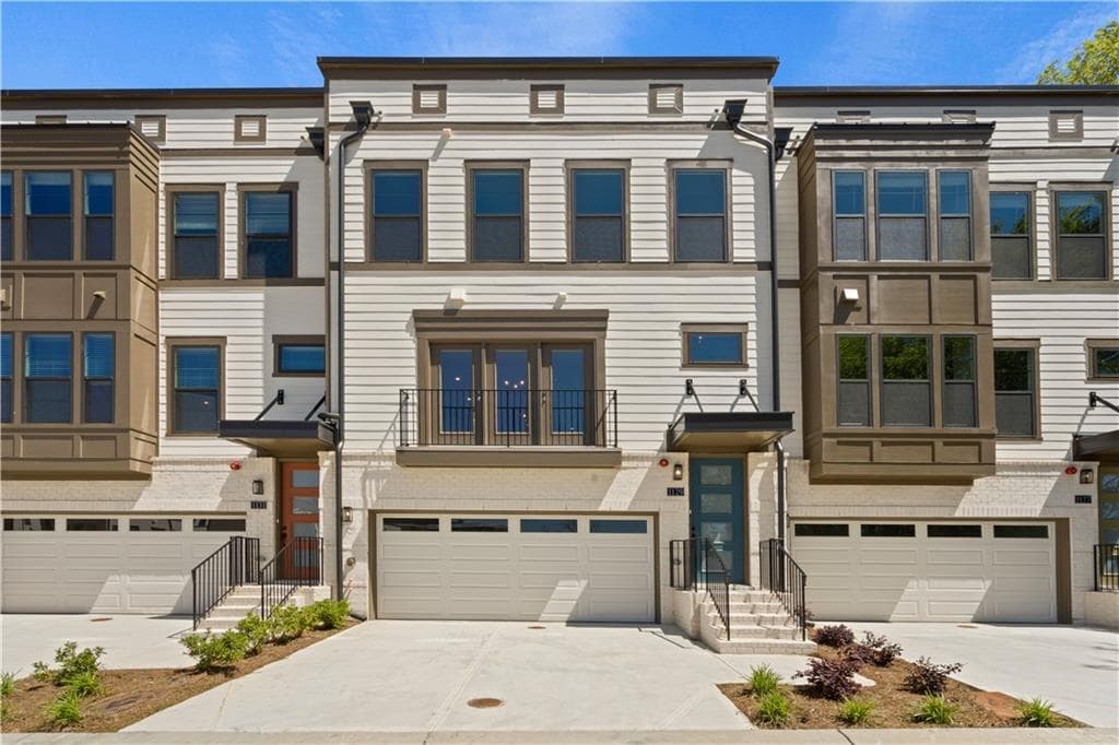 1129 Rivard Circle, Atlanta, GA 30318 — most recent listing photo
