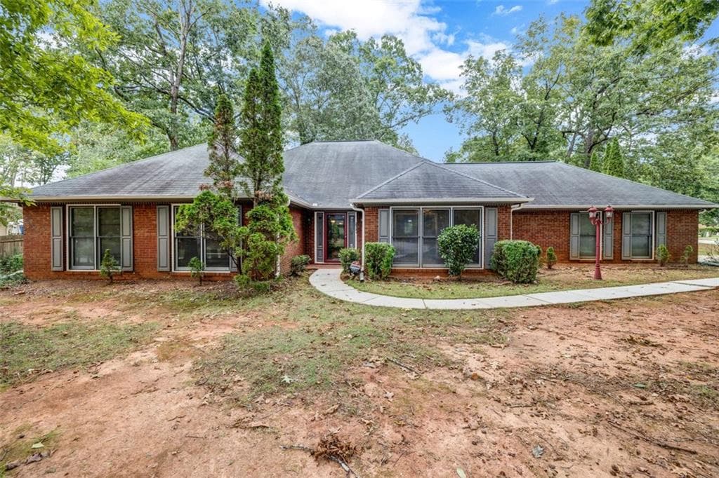 3 bedroom, 3 bathroom single family residence sold at 2343 BENJI Boulevard, Conyers, GA 30013