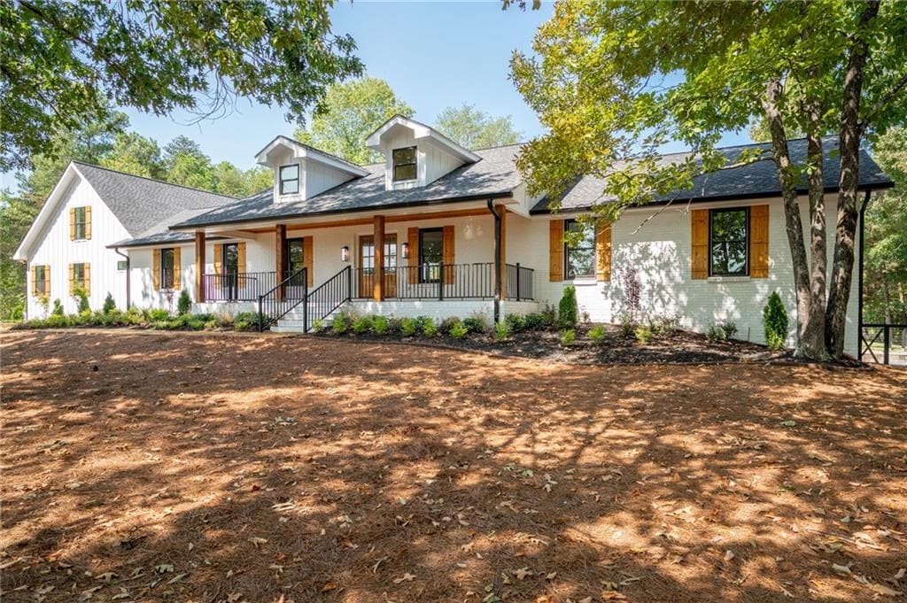 5 bedroom, 6 bathroom single family residence sold at 200 Williams Lane, Ball Ground, GA 30107