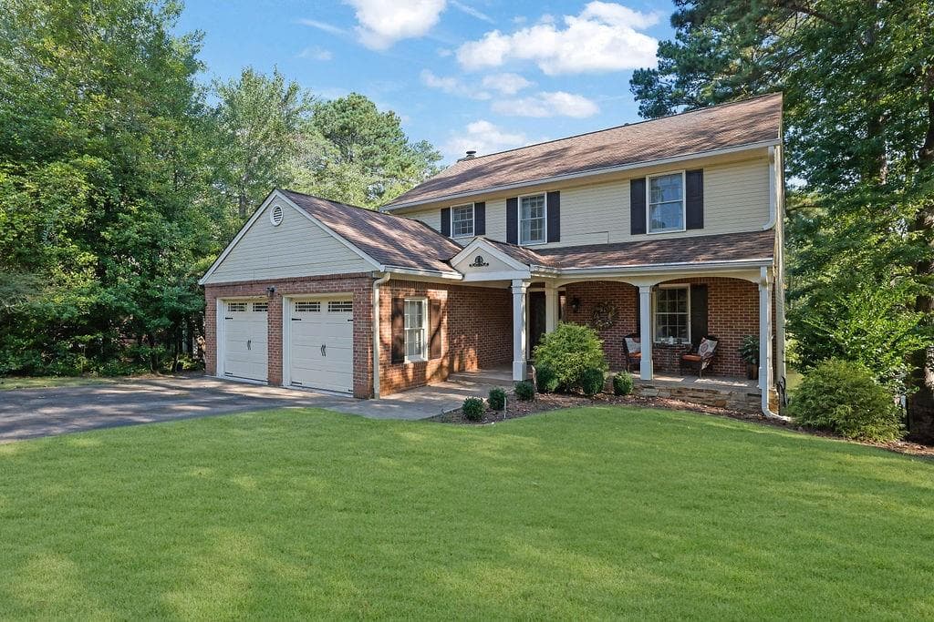 500 Wayt Road, Roswell, GA 30076 — most recent listing photo