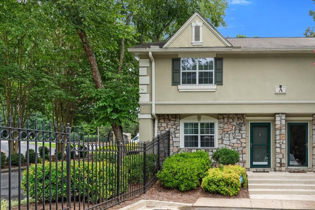 6900 Roswell Road A-1, Atlanta, GA 30328 — most recent listing photo