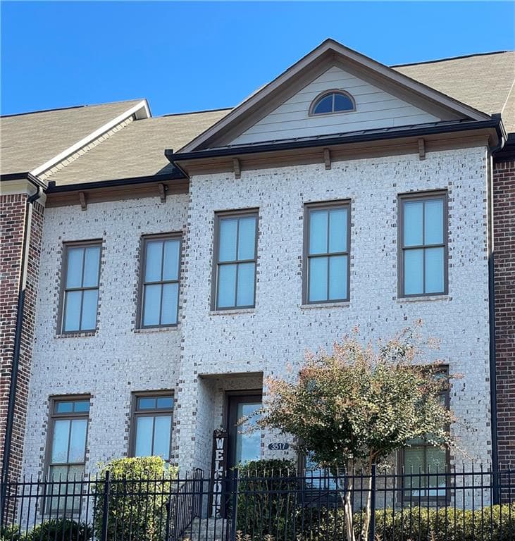 3 bedroom, 3 bathroom, 2,396 sq ft townhouse sold at 3517 VILLAGE PARK Way, Kennesaw, GA 30144