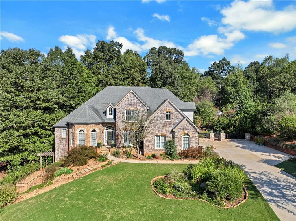 5 bedroom, 5 bathroom single family residence sold at 151 Belmont Oaks Drive, Talmo, GA 30575