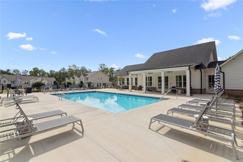 3 bedroom, 3 bathroom, 1,475 sq ft townhouse for rent at 4005 Sunfish Lane Plan A-ALT, Flowery Branch, GA 30542 for $2,031 a month — photo 3