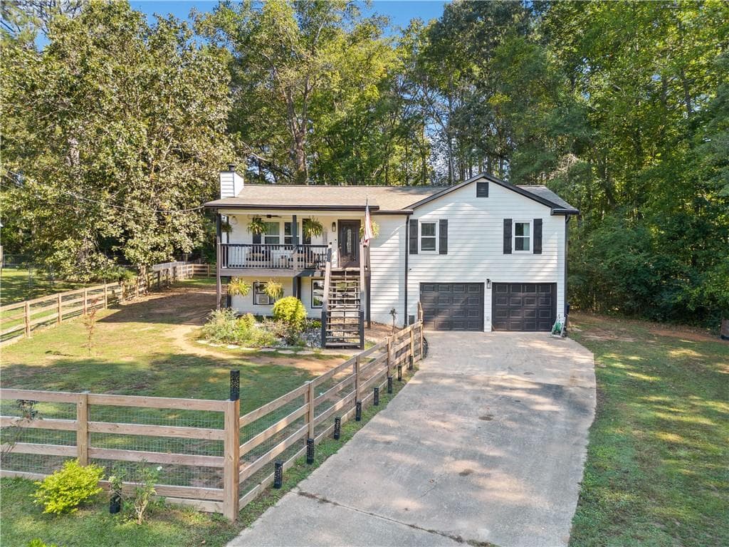 4 bedroom, 3 bathroom single family residence sold at 179 Village Drive, Hiram, GA 30141