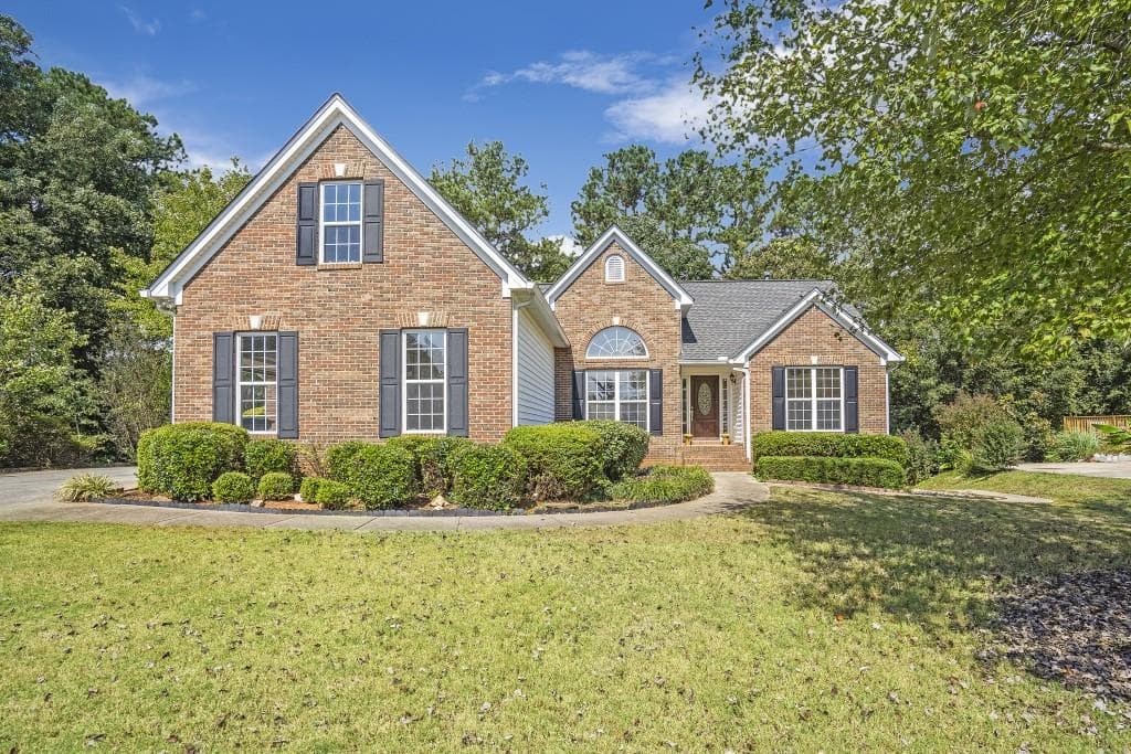 385 Henderson Lake Drive, Loganville, GA 30052 — most recent listing photo