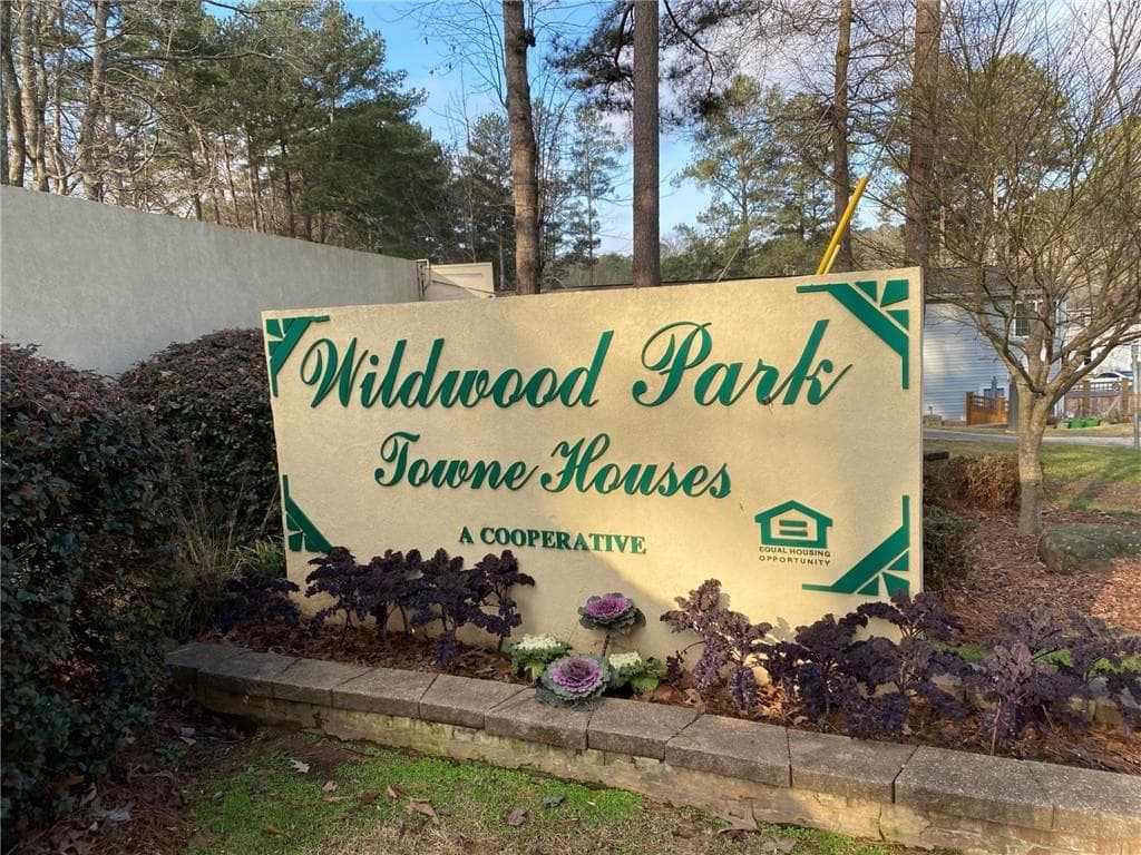 3 bedroom, 2 bathroom townhouse sold at 405 Fairburn Road 231, Atlanta, GA 30331