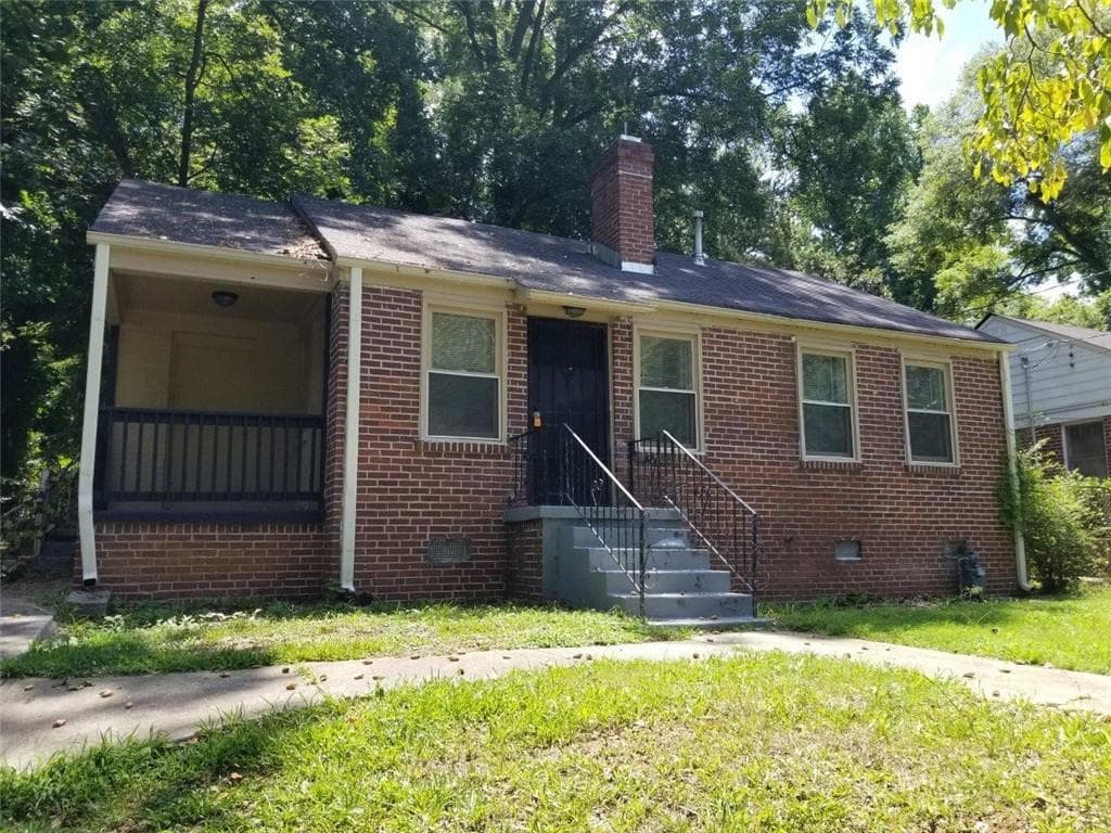 3 bedroom, 2 bathroom, 1,219 sq ft single family residence sold at 235 Whitaker Circle, Atlanta, GA 30314