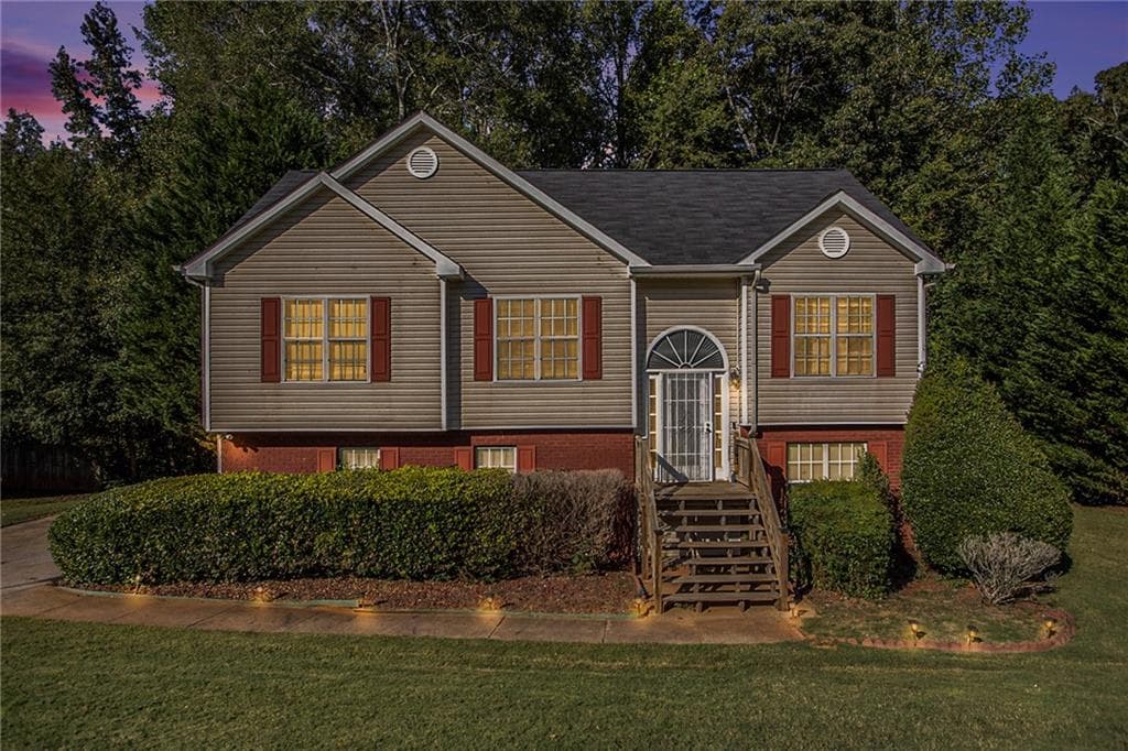 4 bedroom, 3 bathroom, 2,001 sq ft single family residence sold at 3110 Water Brook Drive, Conyers, GA 30094