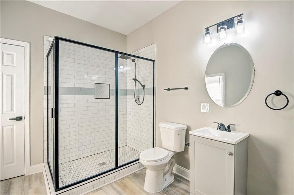 3 bedroom, 2 bathroom single family residence sold at 1581 Linda Way, Atlanta, GA 30310