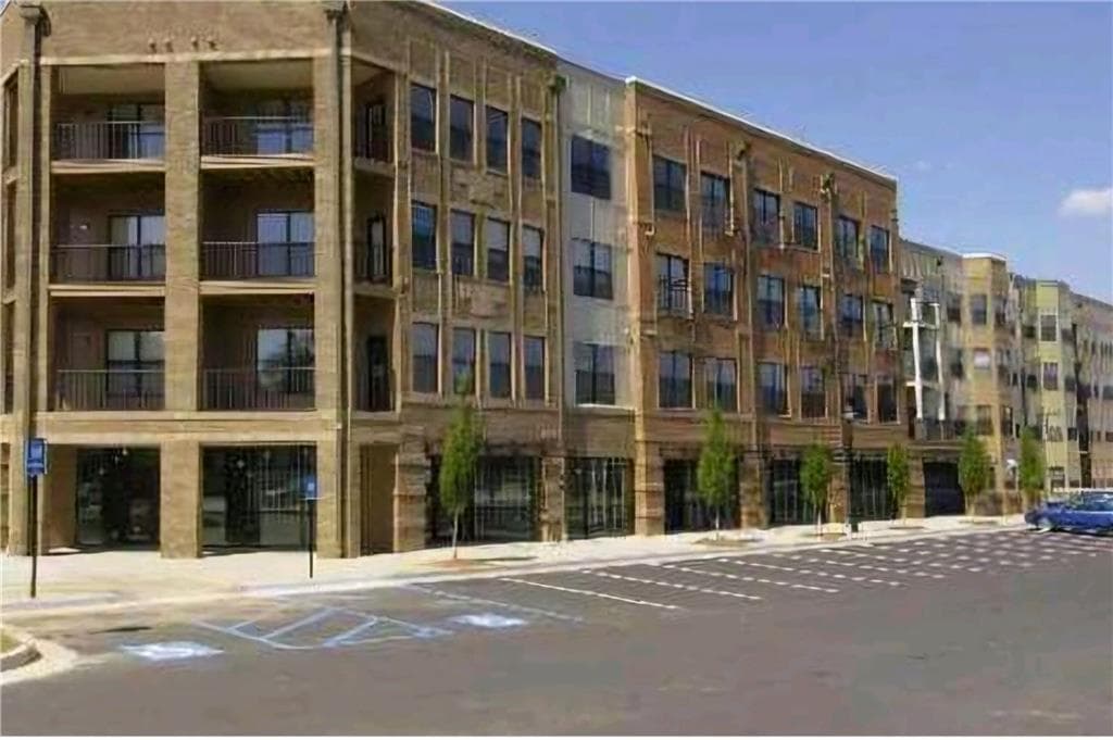 1 bedroom, 1 bathroom condominium sold at 898 Oak Street 1122, Atlanta, GA 30310